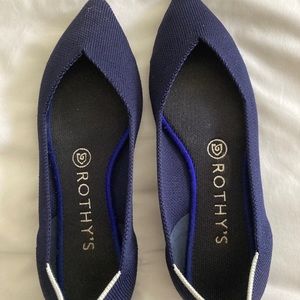 Pointed Navy Rothys 7